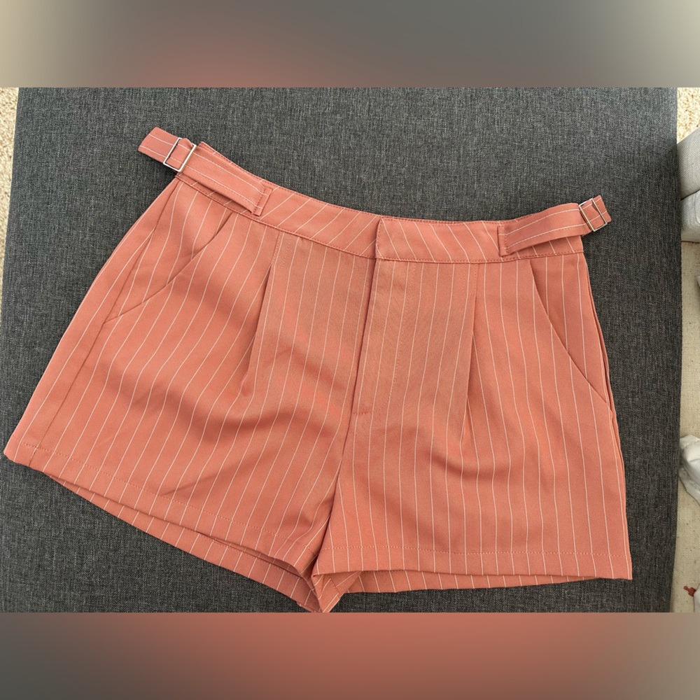 Forever 21 mauve woven shorts